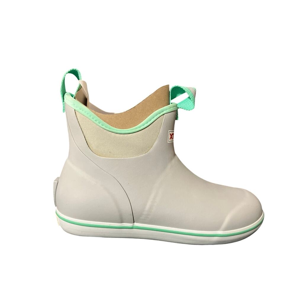 XTRATUF Ladies Size 7 Waterproof Light Grey Deck Boots XWAB102 Women’s